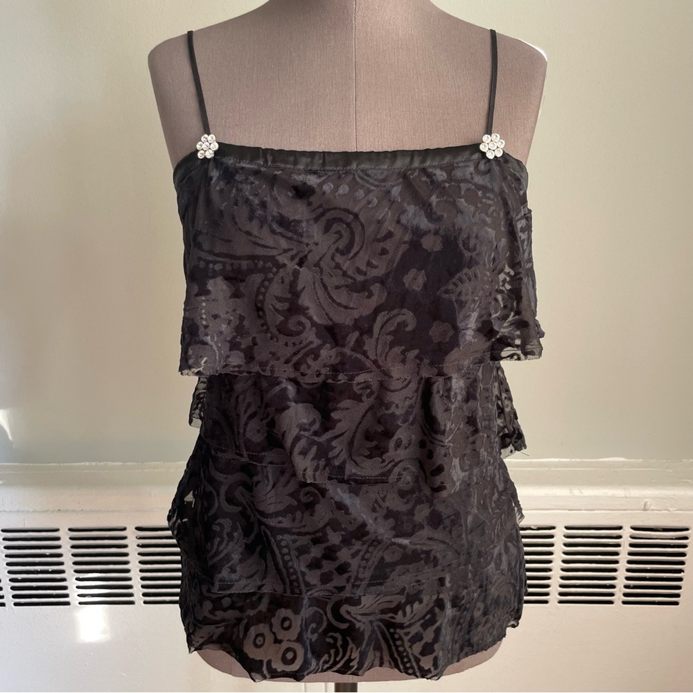 Symmetry velvet pattern ruffled tiered camisole